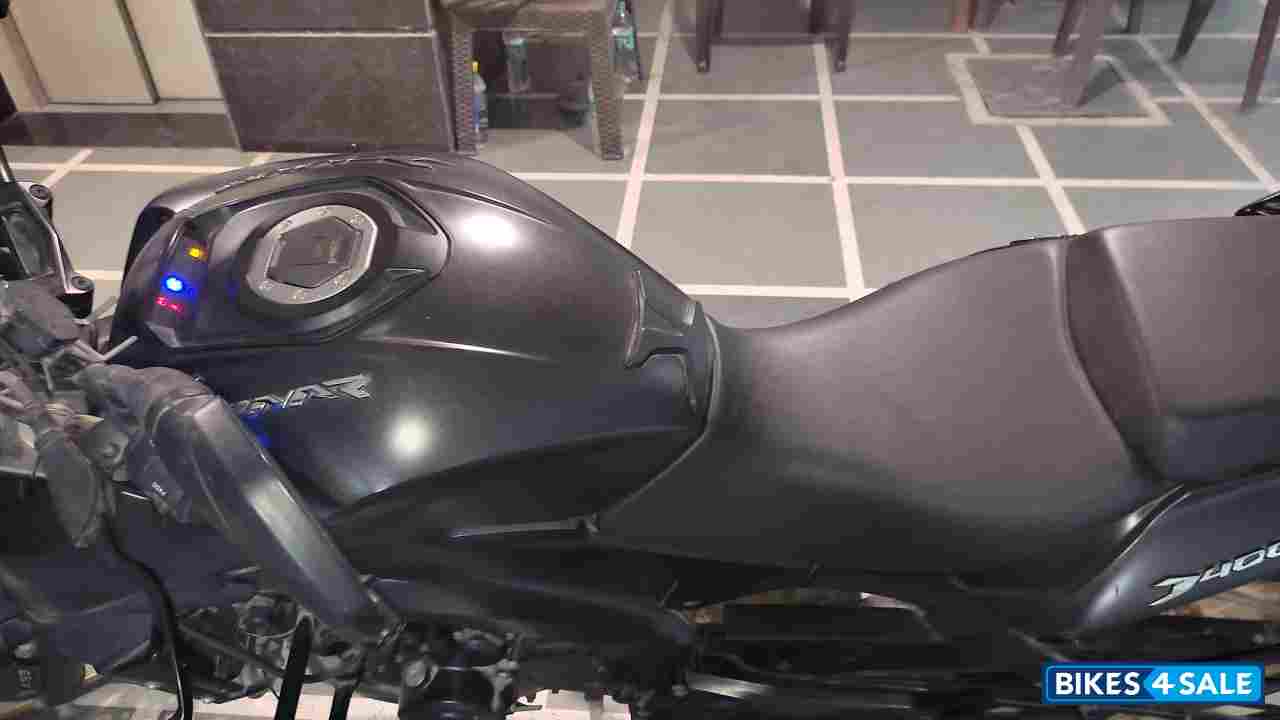 Bajaj Dominar 400 ABS BS6