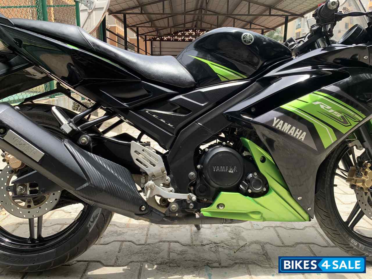 Black & Green Yamaha YZF R15 S Black & Green Yamaha YZF R15 S