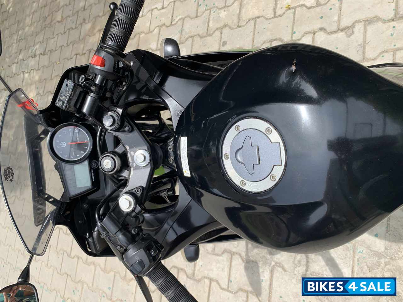 Black & Green Yamaha YZF R15 S Black & Green Yamaha YZF R15 S