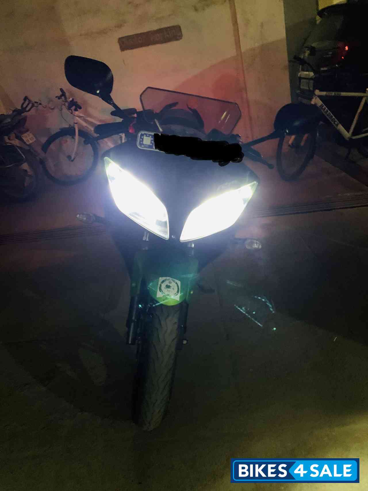 Black & Green Yamaha YZF R15 S Black & Green Yamaha YZF R15 S