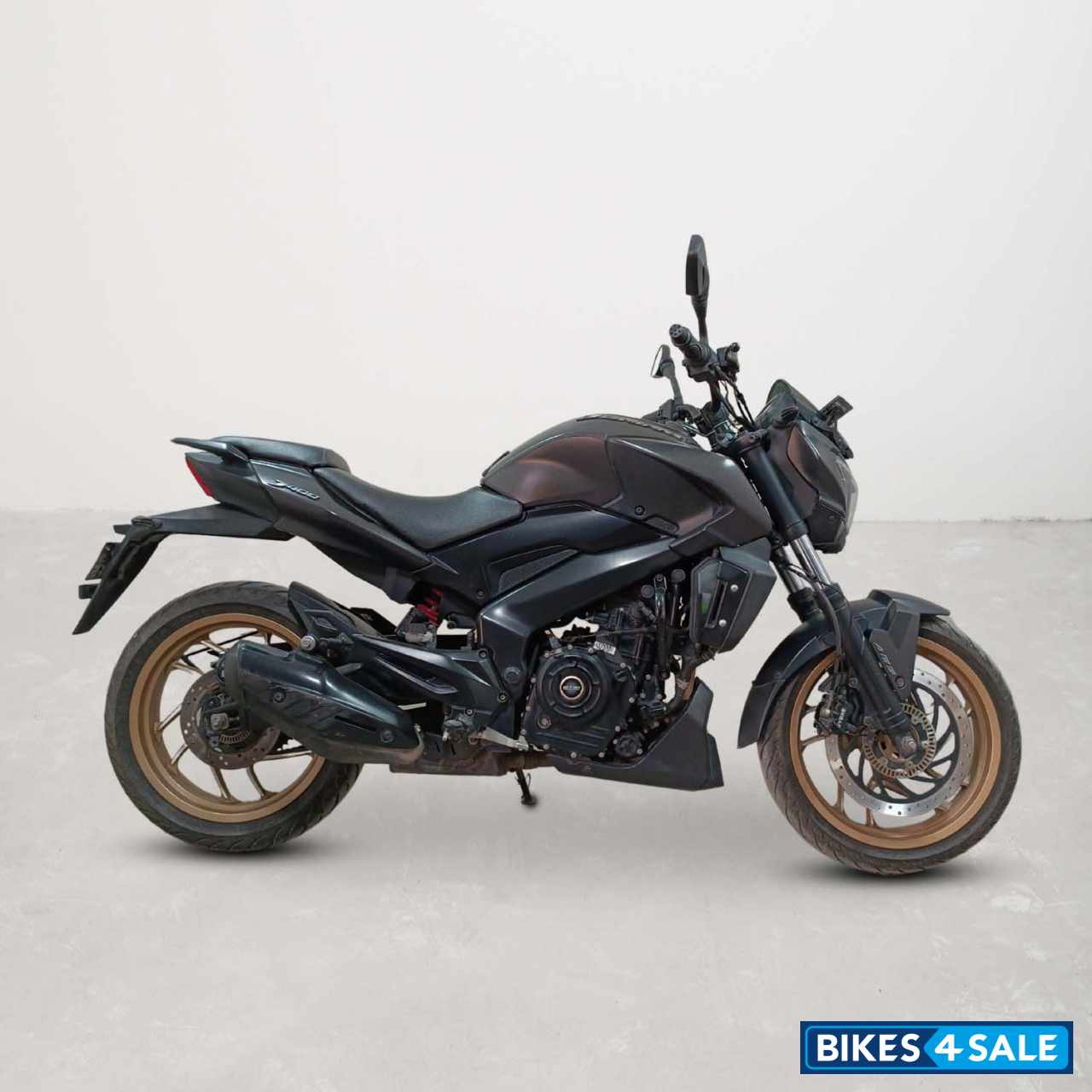 Bajaj Dominar 400