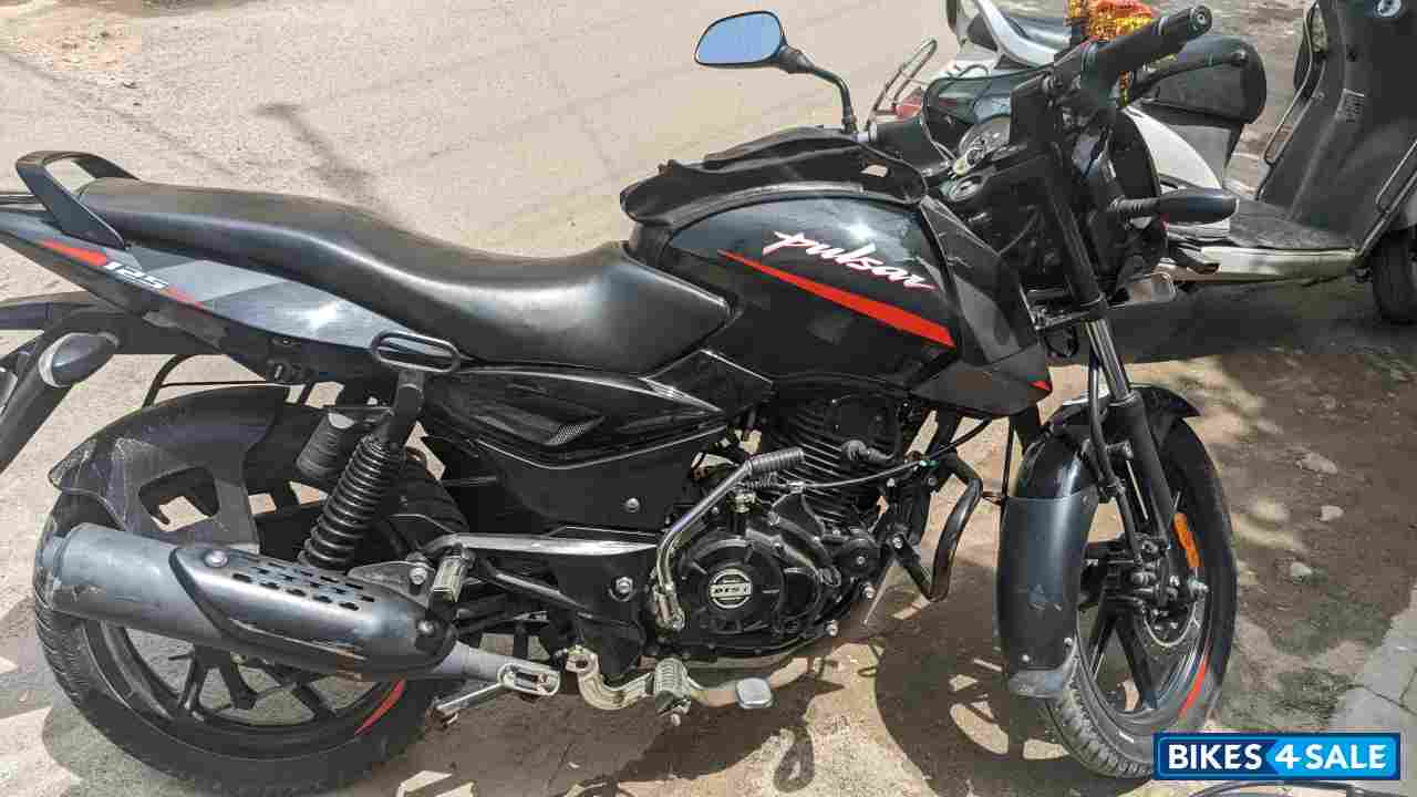 Bajaj Pulsar 125 Neon BS6 Bajaj Pulsar 125 Neon BS6