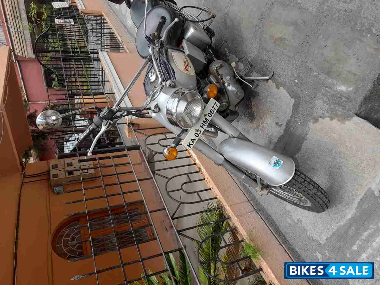 Royal Enfield Classic 350