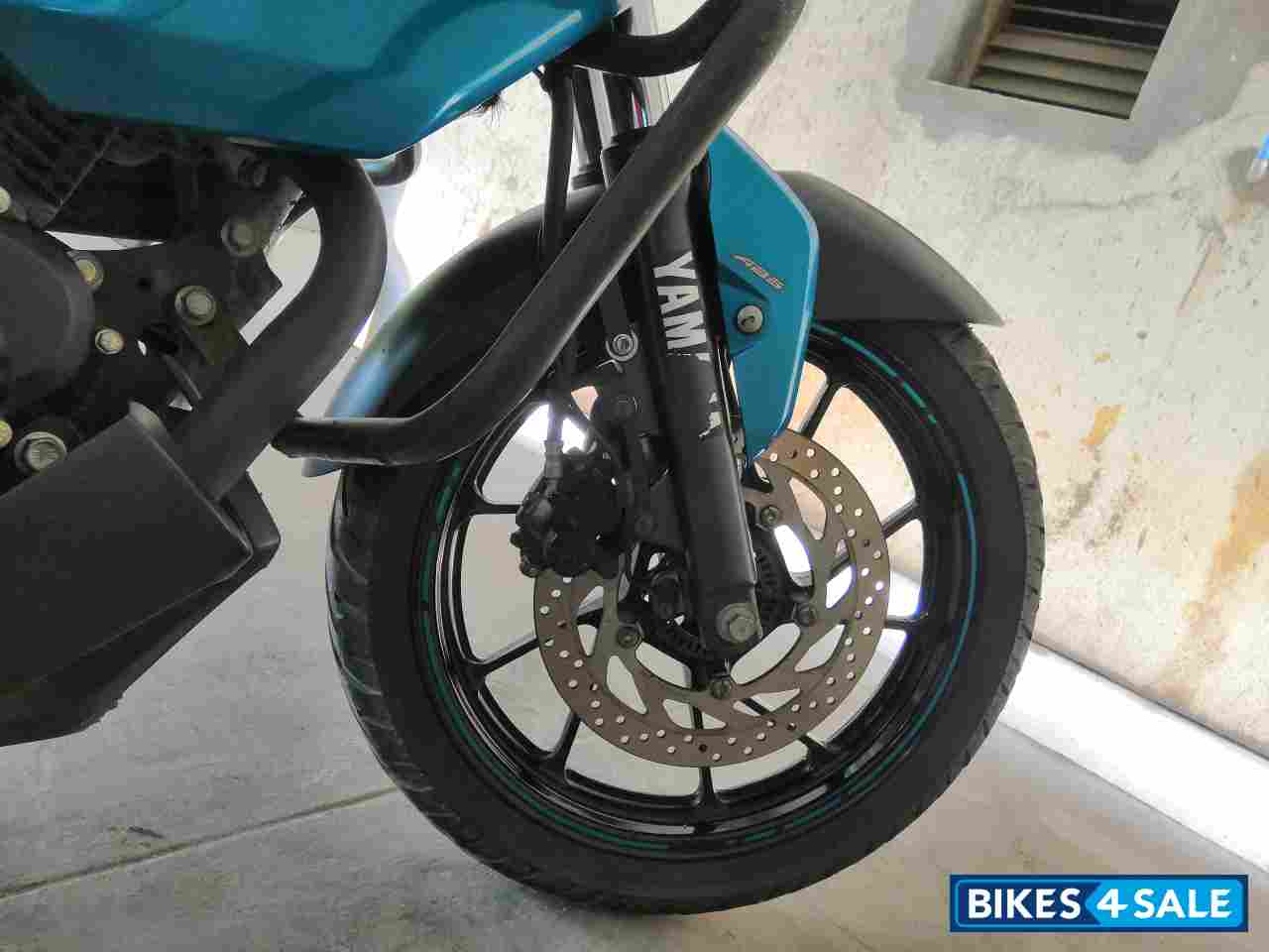 Grey Yamaha FZ-S FI V3