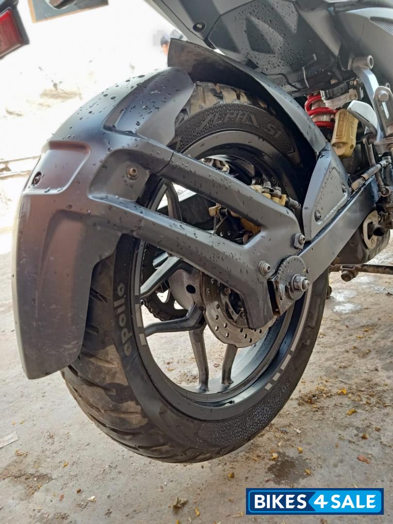 Black Bajaj Pulsar 200 NS ABS