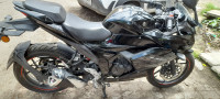Black Suzuki Gixxer SF