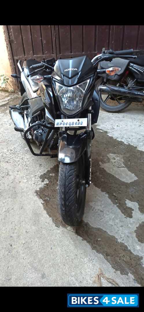 Honda CB Hornet 160R