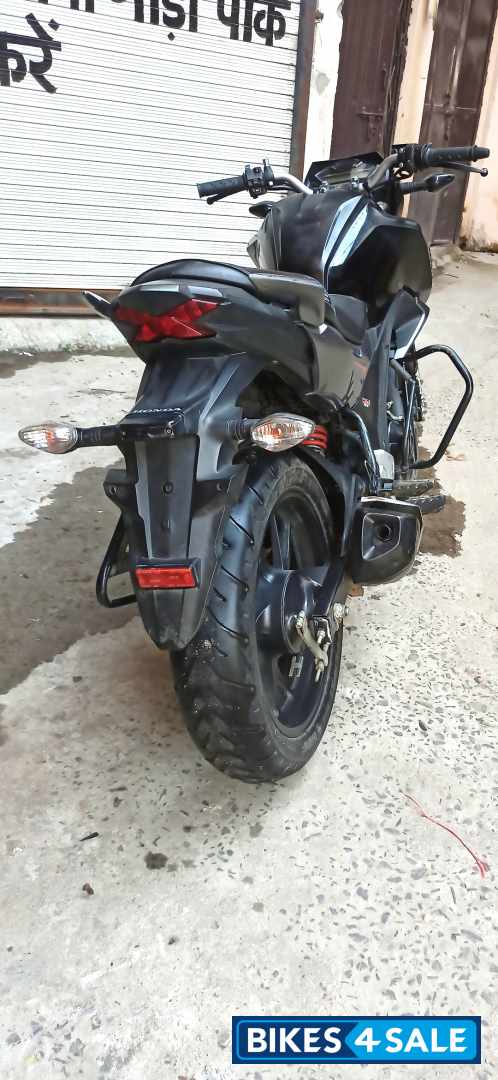 Honda CB Hornet 160R