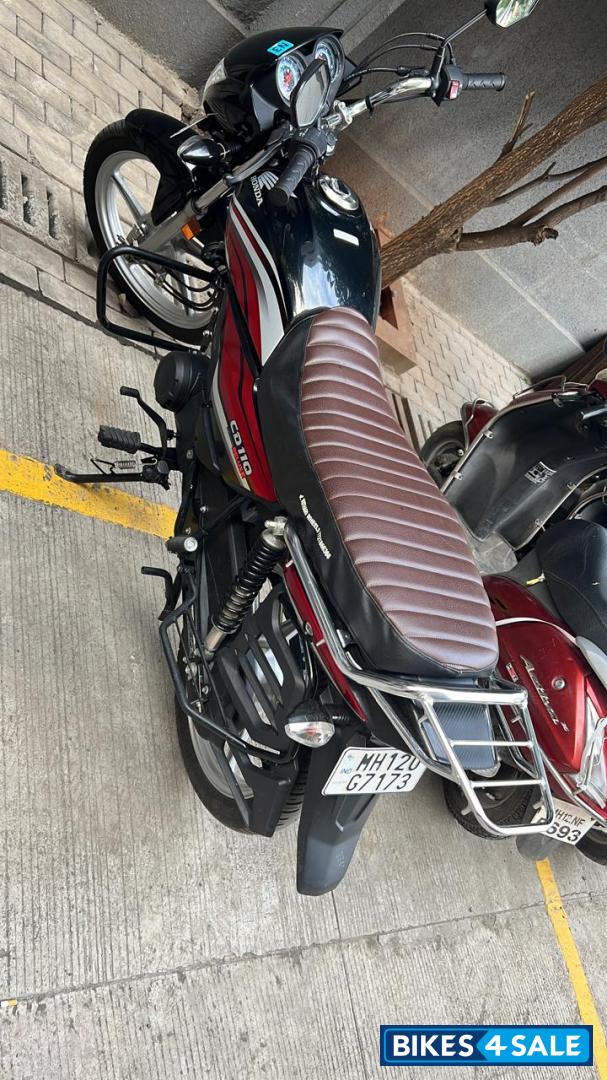 Black Red Honda CD 110 Dream