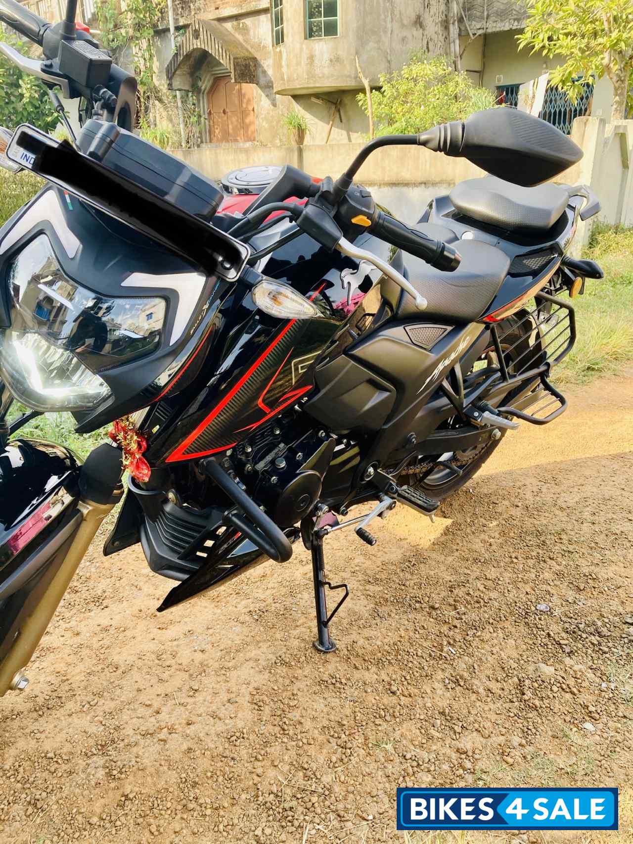 TVS Apache RTR 200 4V ABS TVS Apache RTR 200 4V ABS