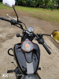 Bajaj Avenger Street 220