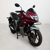 Suzuki Gixxer SF