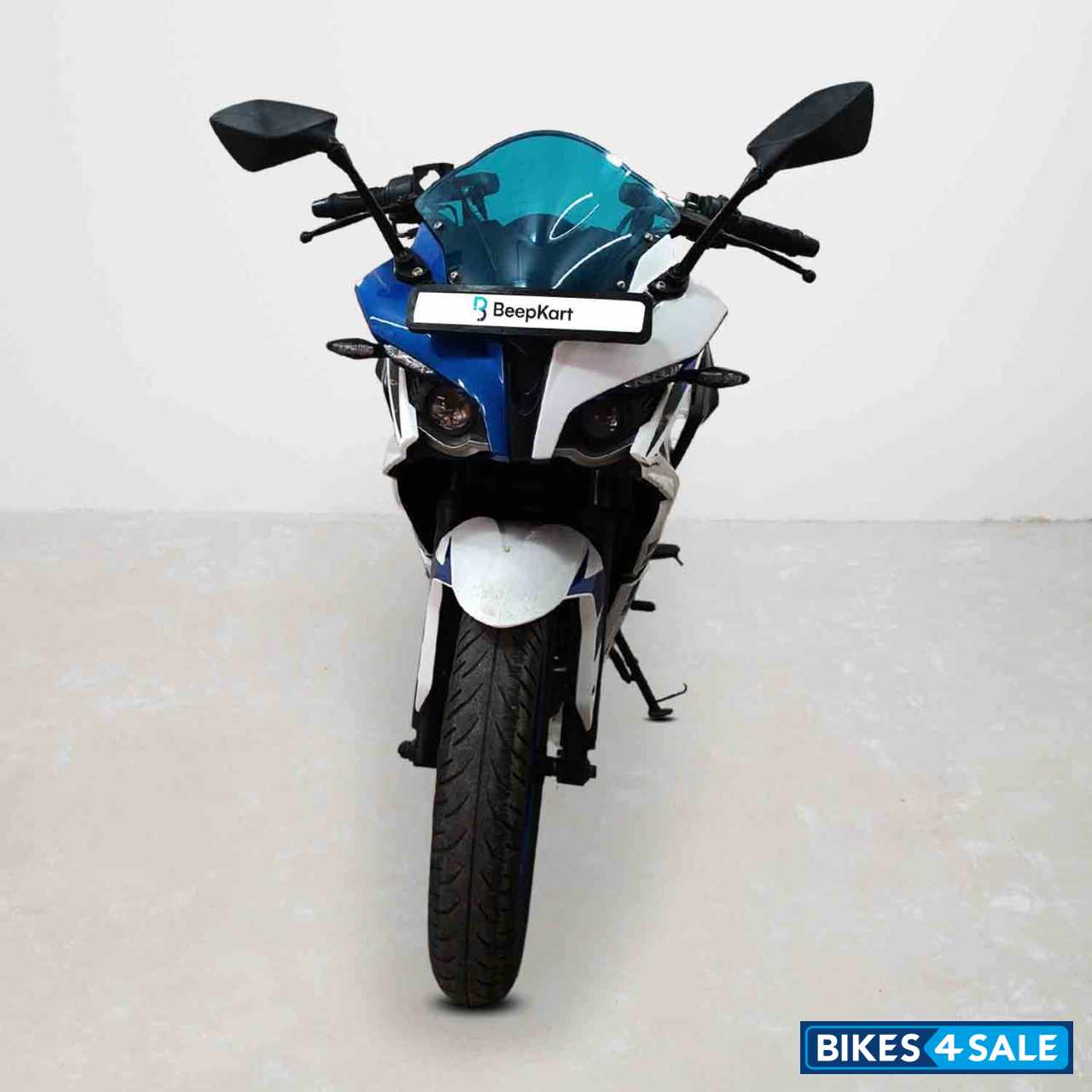 Bajaj Pulsar RS 200