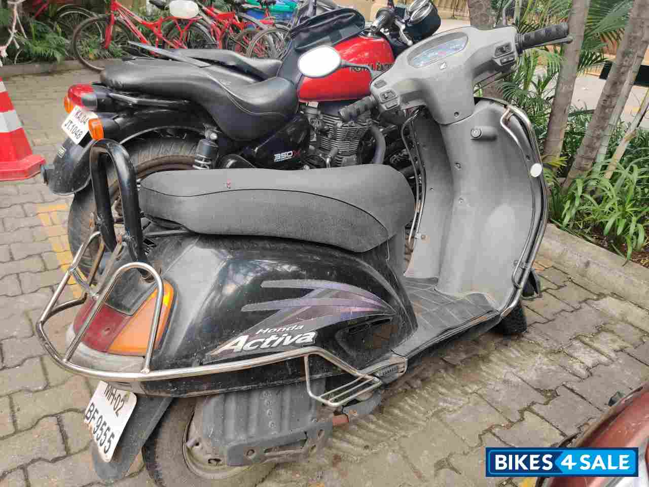 Black Honda Activa Black Honda Activa