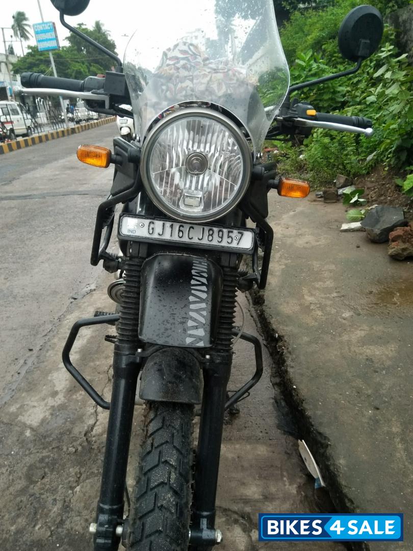 Black Royal Enfield Himalayan BS VI