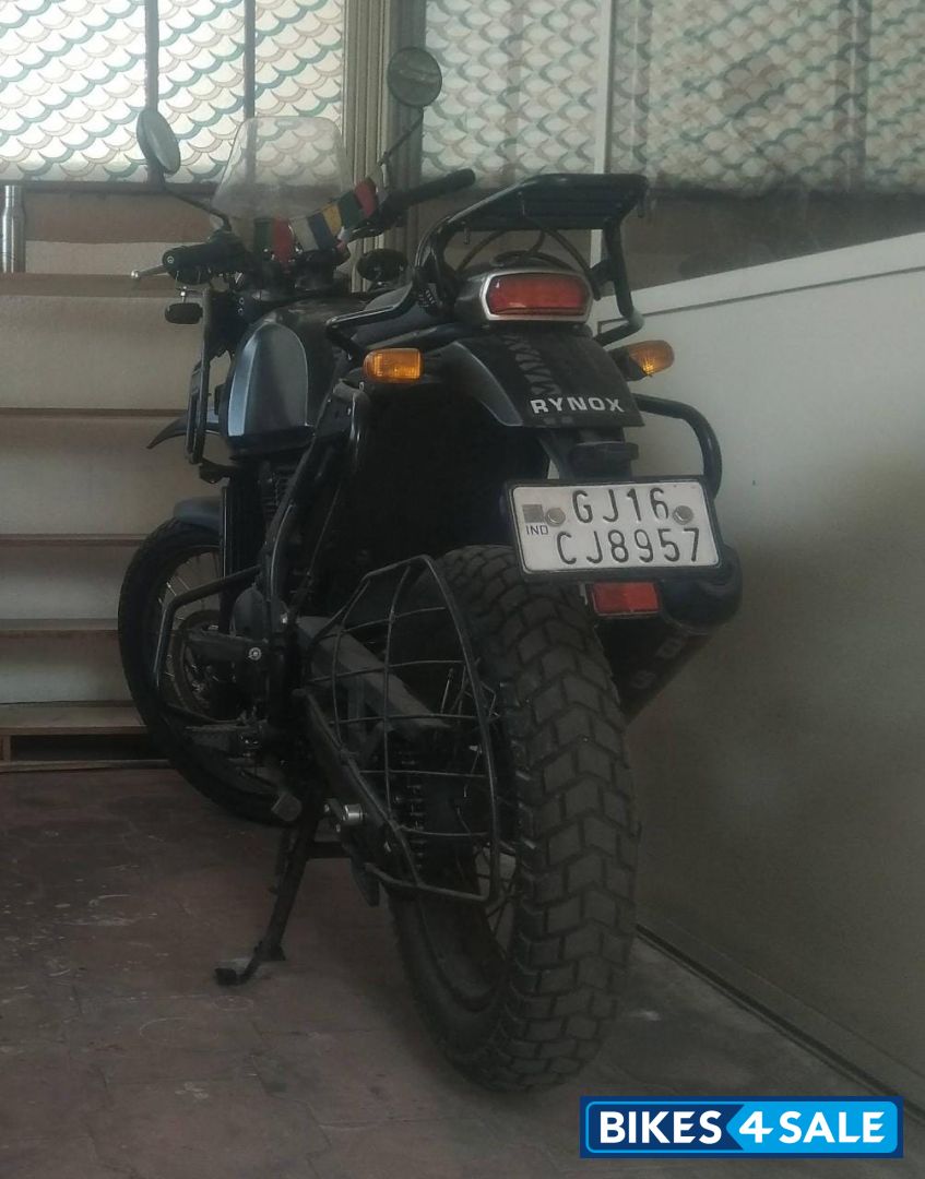 Black Royal Enfield Himalayan BS VI