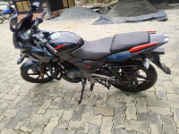 Bajaj Pulsar 180F Neon