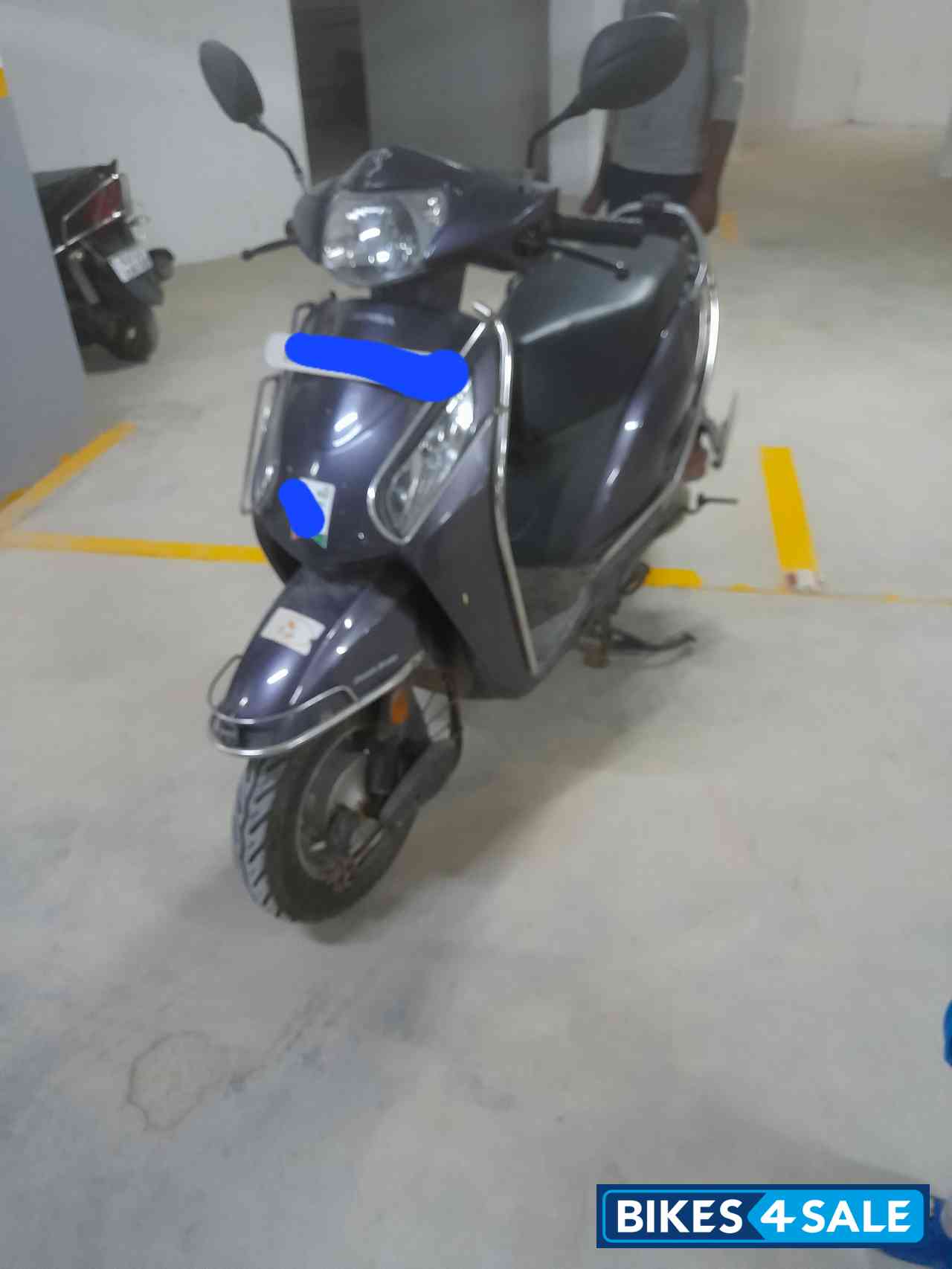 Purple Honda Activa i