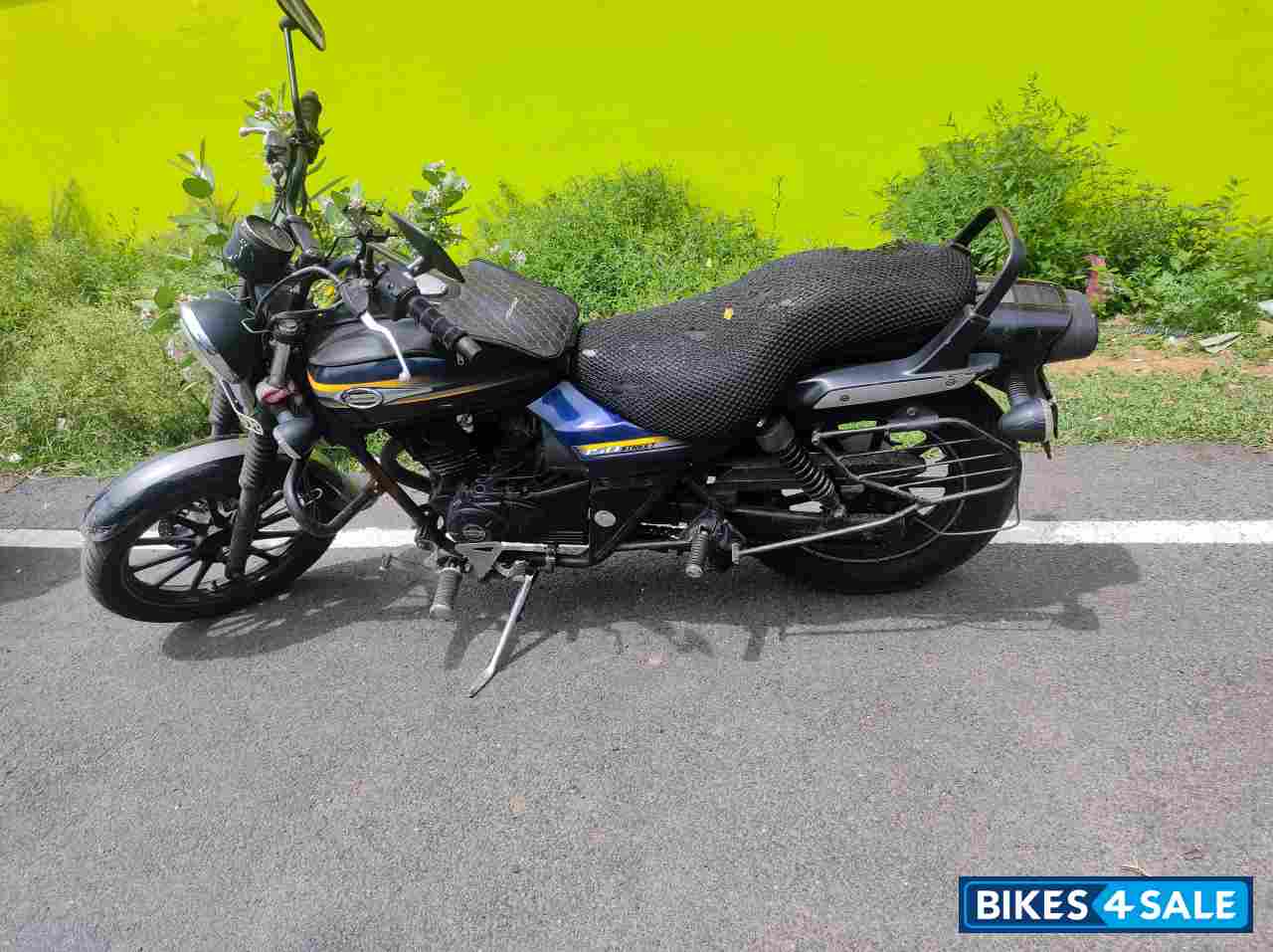 Bajaj Avenger Street 150