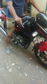 Red Bajaj Pulsar 180 DTSi