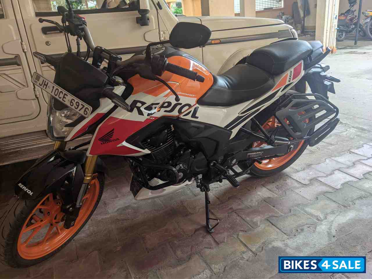 Orange Honda Hornet 2.0 Repsol Edition