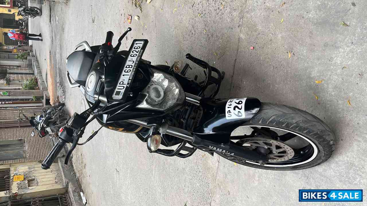 Yamaha FZ FI V2