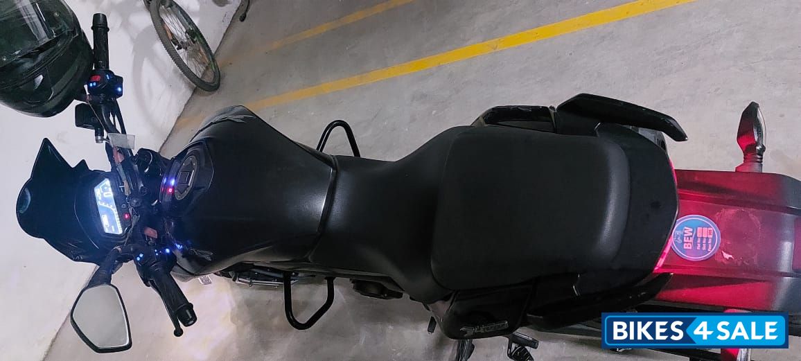 Bajaj Dominar 400 ABS BS6