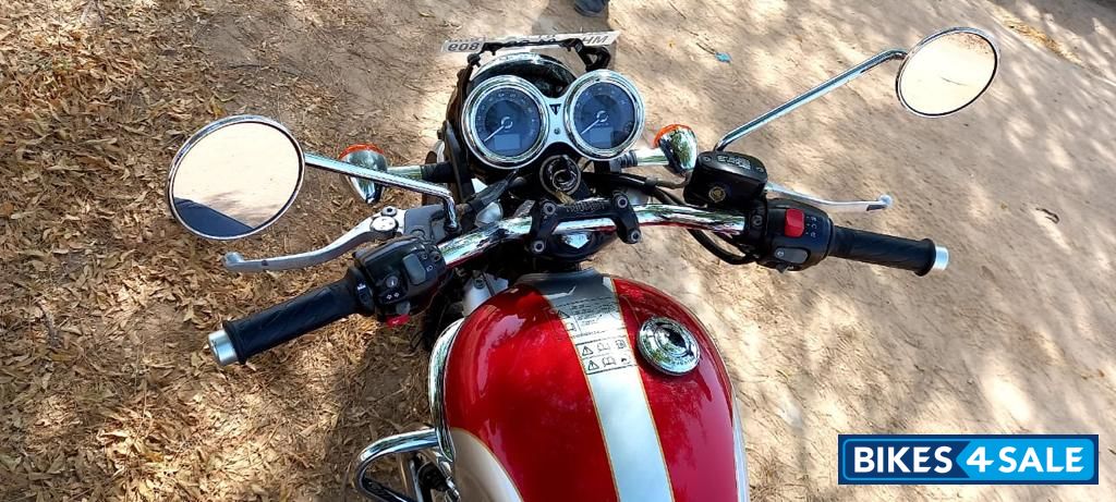 Red Silver Triumph Bonneville T120