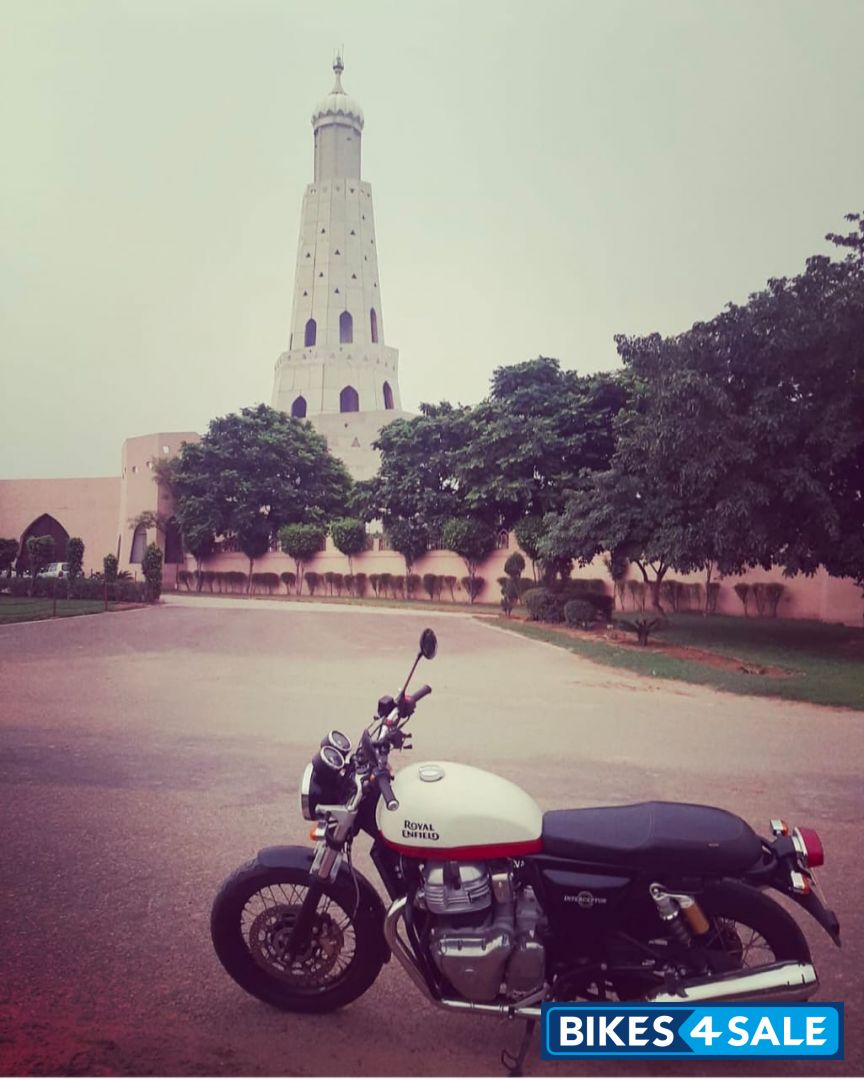 Baker Express Royal Enfield Interceptor 650 Twin