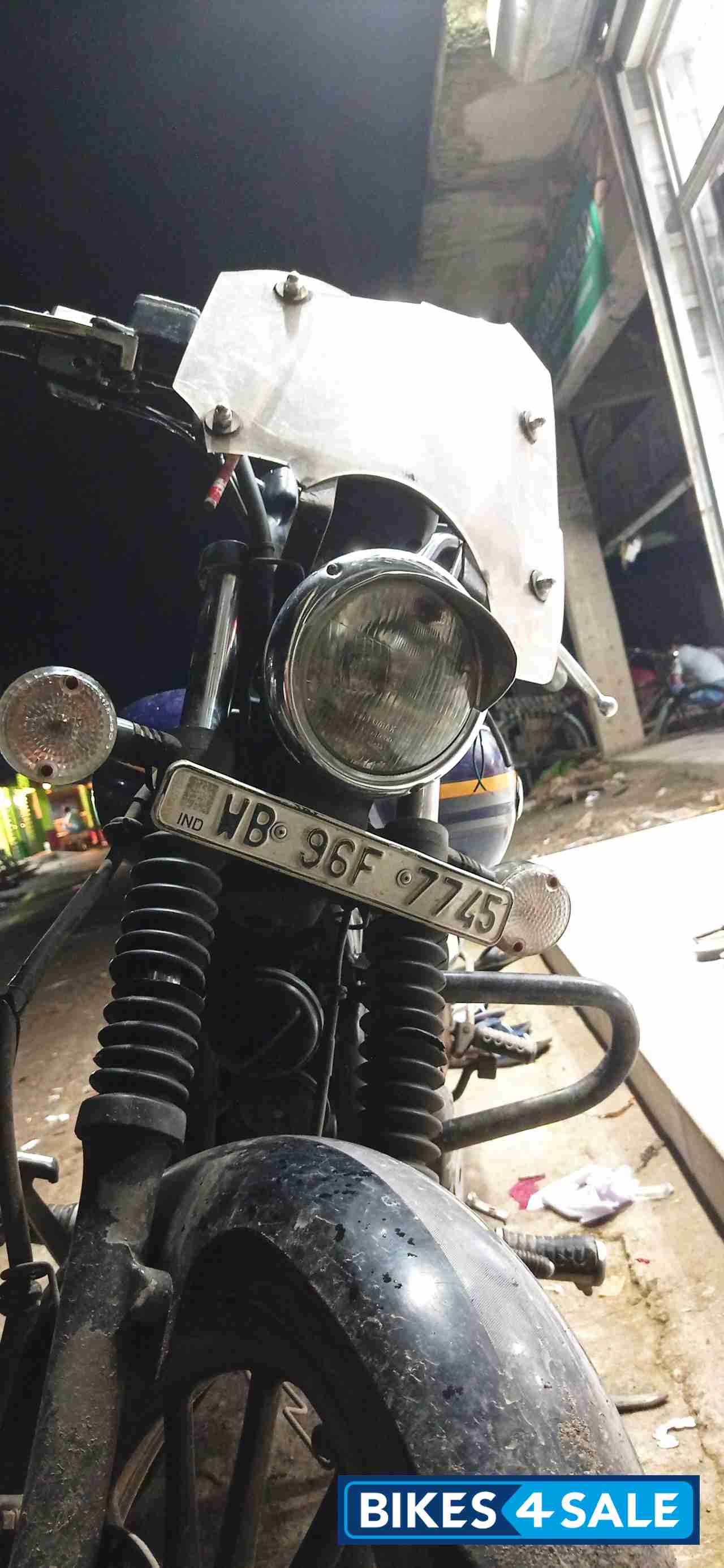 Bajaj Avenger Street 150