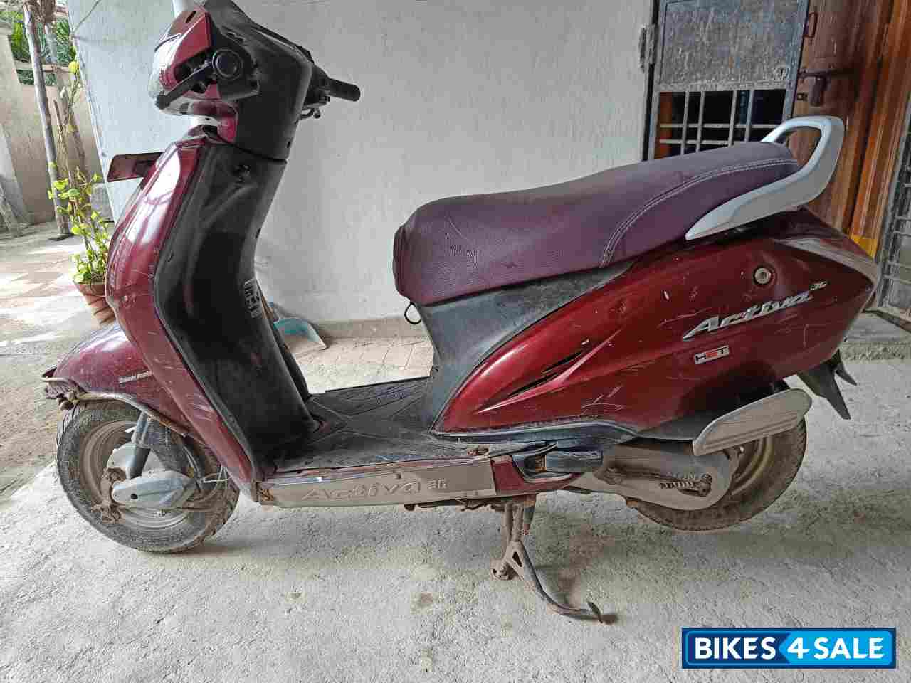 Red Metallic Honda Activa 3G