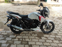 TVS Apache RTR 160 2020
