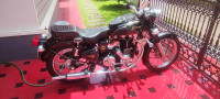 Black Royal Enfield Bullet 350