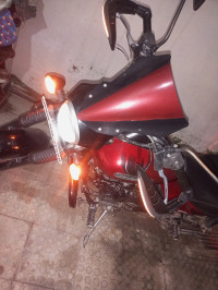 Red Bajaj Avenger Street 160