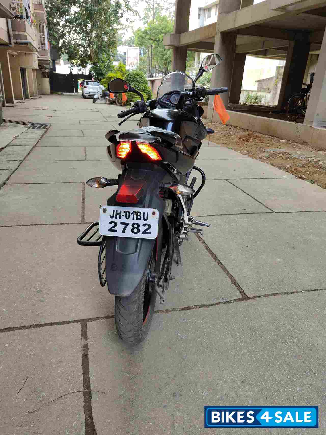 Black Bajaj Pulsar AS 150 Black Bajaj Pulsar AS 150