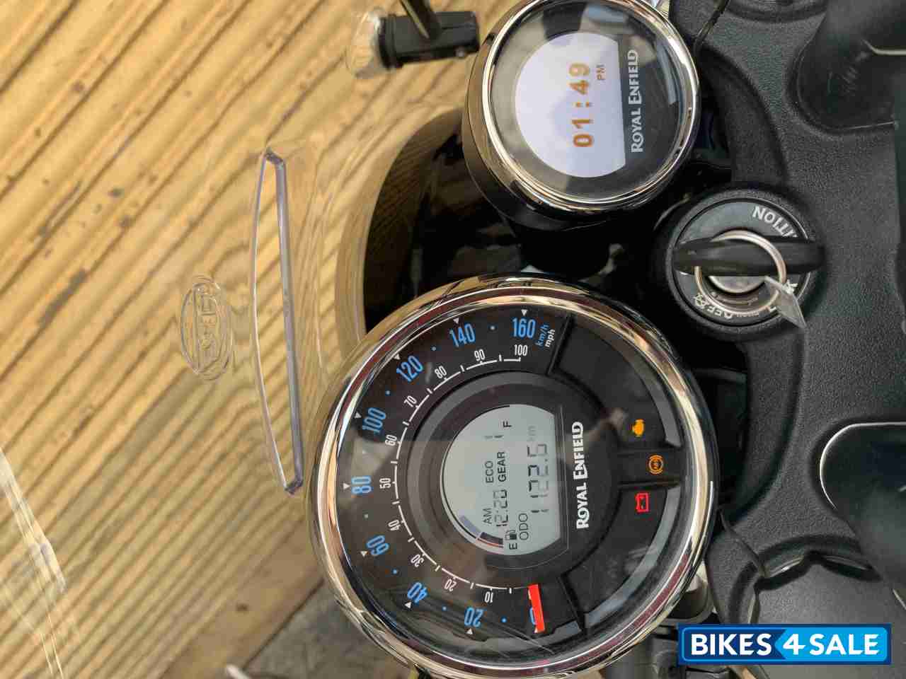 Royal Enfield Meteor 350 Supernova