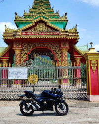 Black Suzuki Gixxer SF BS6