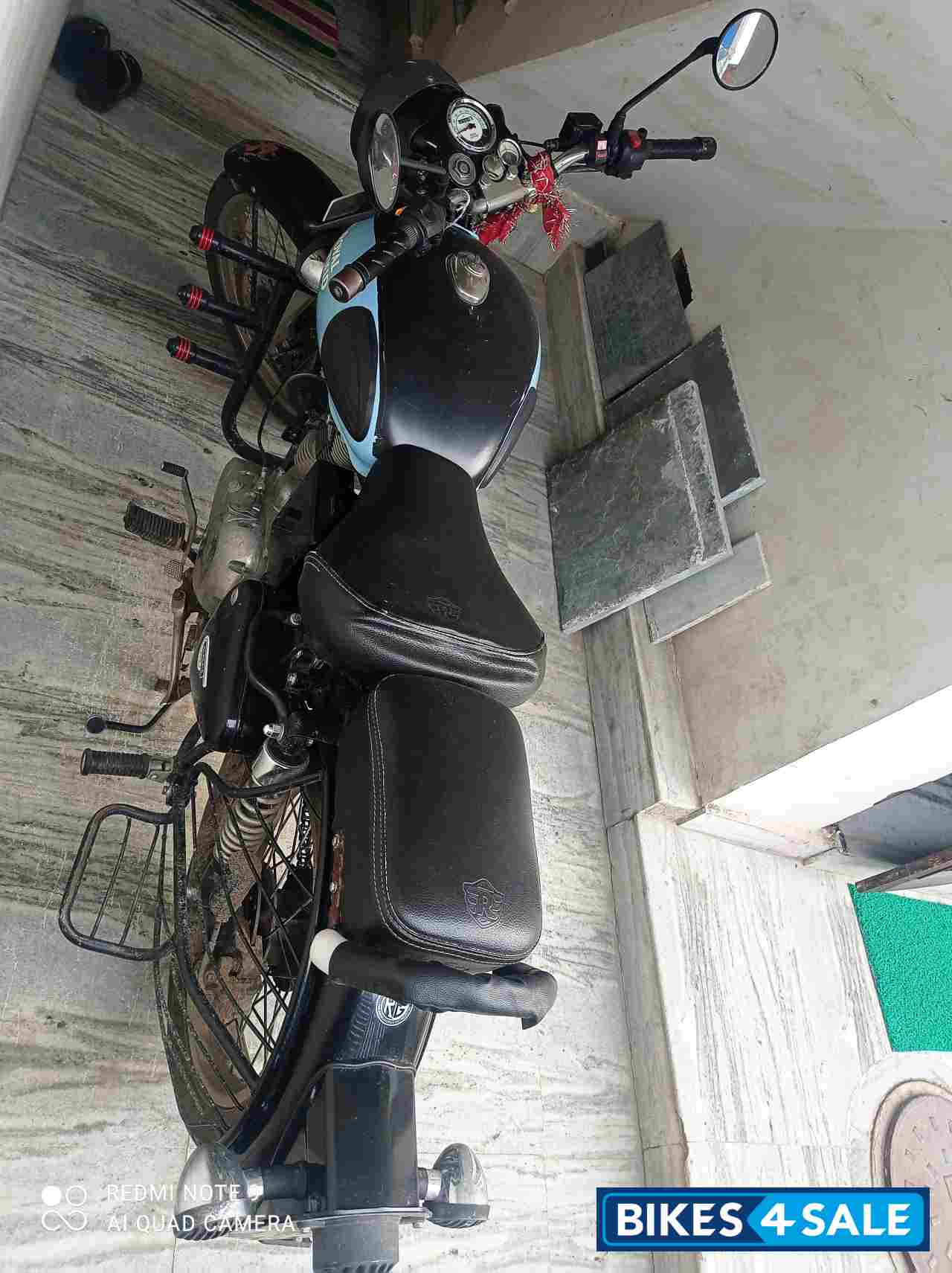 Royal Enfield Classic 350 Redditch Blue