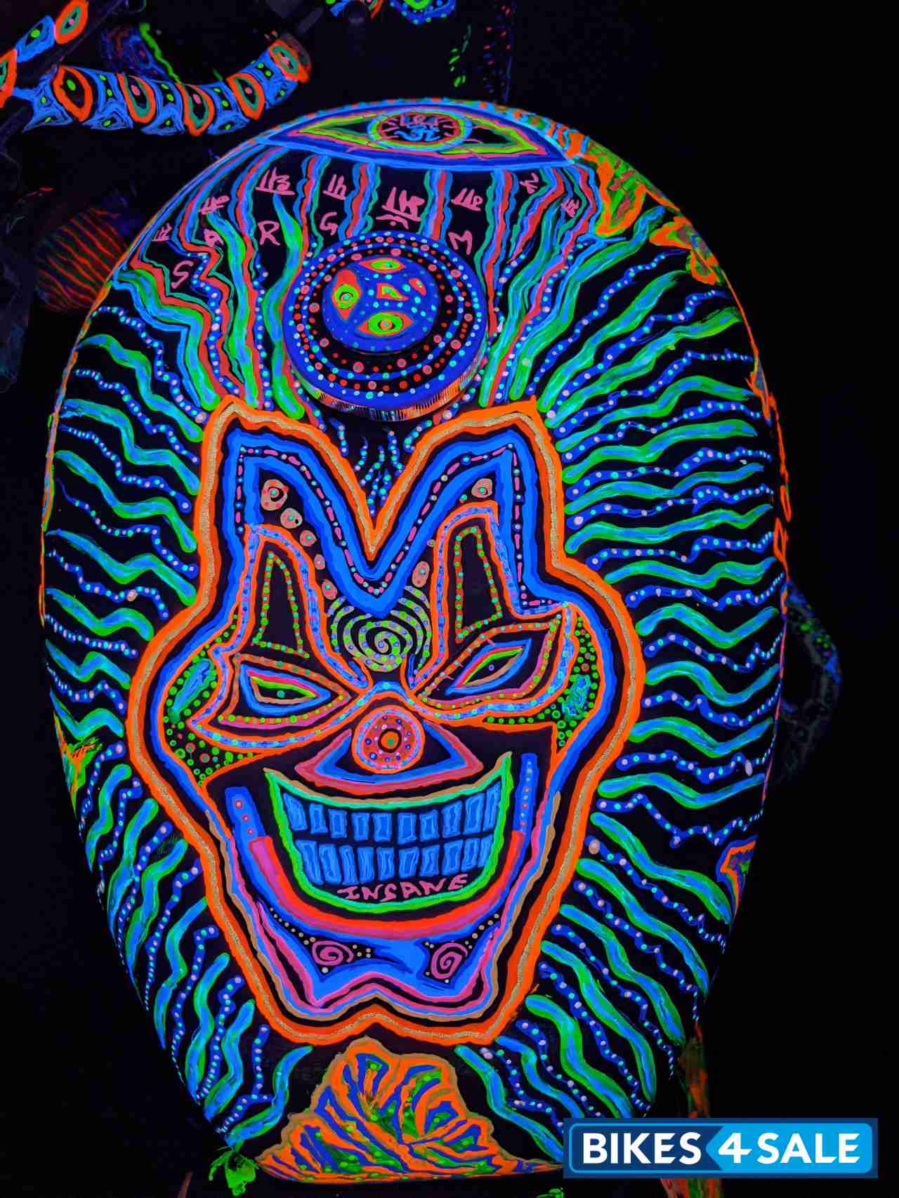 Multicolor Royal Enfield Thunderbird TwinSpark 350 Multicolor Royal Enfield Thunderbird TwinSpark 350