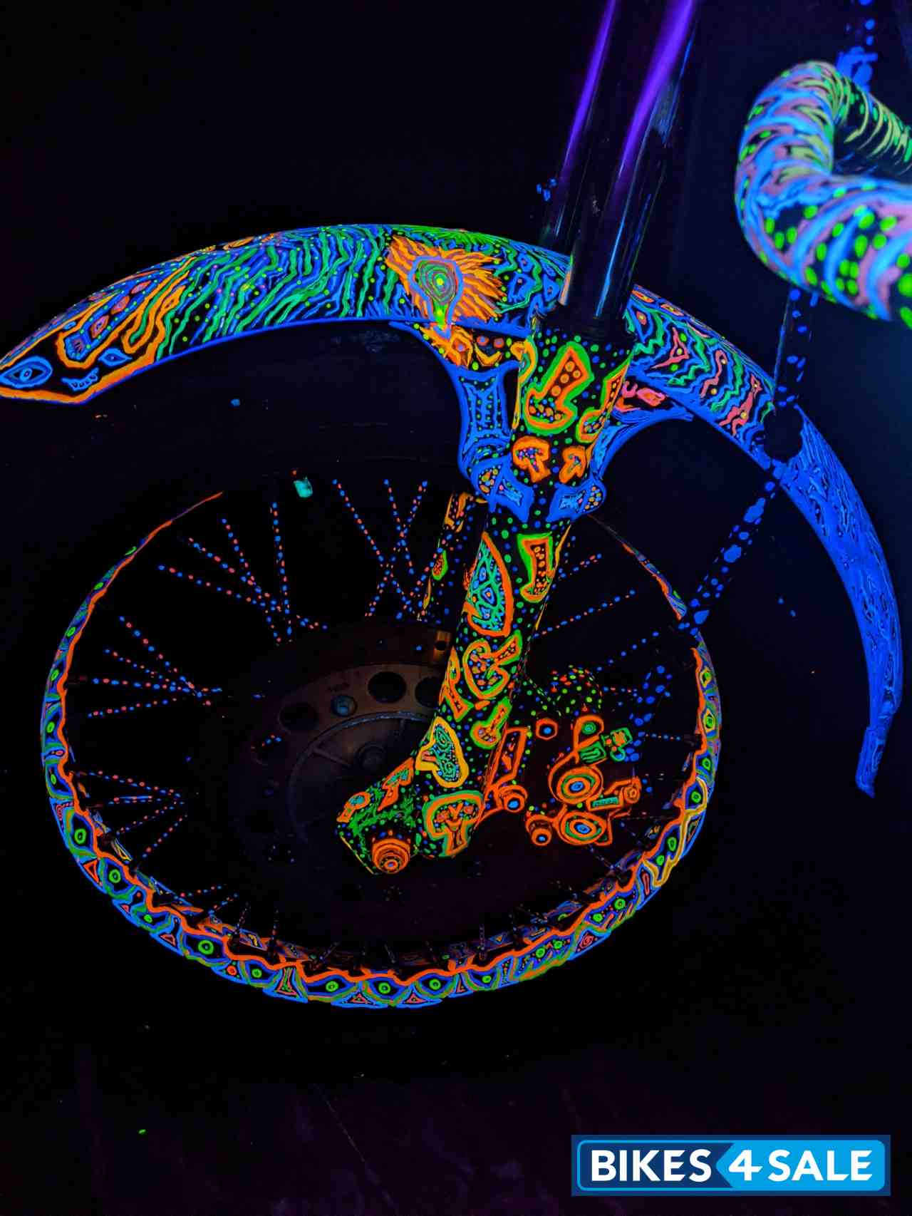 Multicolor Royal Enfield Thunderbird TwinSpark 350 Multicolor Royal Enfield Thunderbird TwinSpark 350