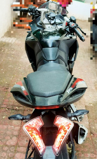 Bajaj Pulsar RS 200 ABS