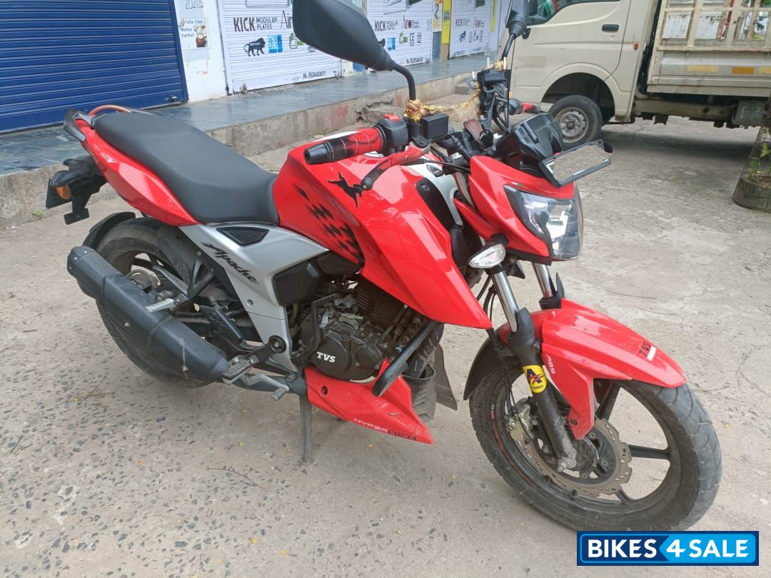 TVS Apache RTR 160 4V