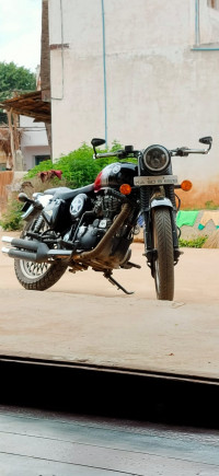 Royal Enfield Classic 350