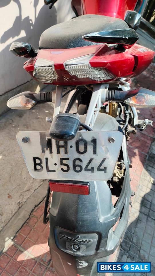 Red Bajaj Pulsar 200 NS