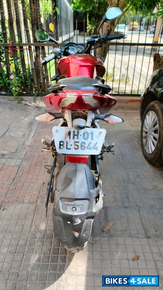 Red Bajaj Pulsar 200 NS
