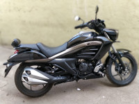 Suzuki Intruder 150