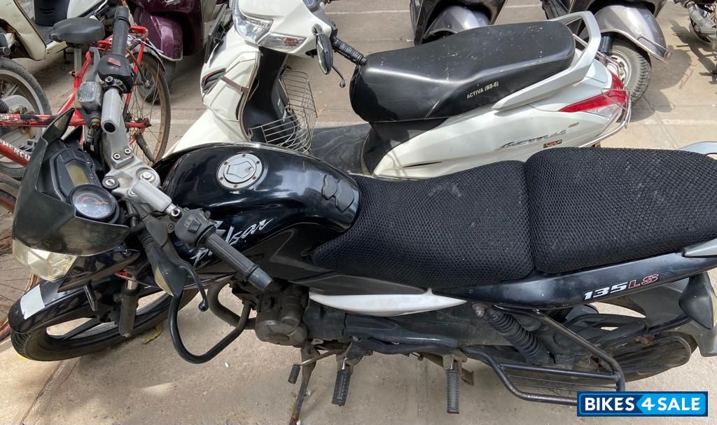 Bajaj Pulsar 135LS