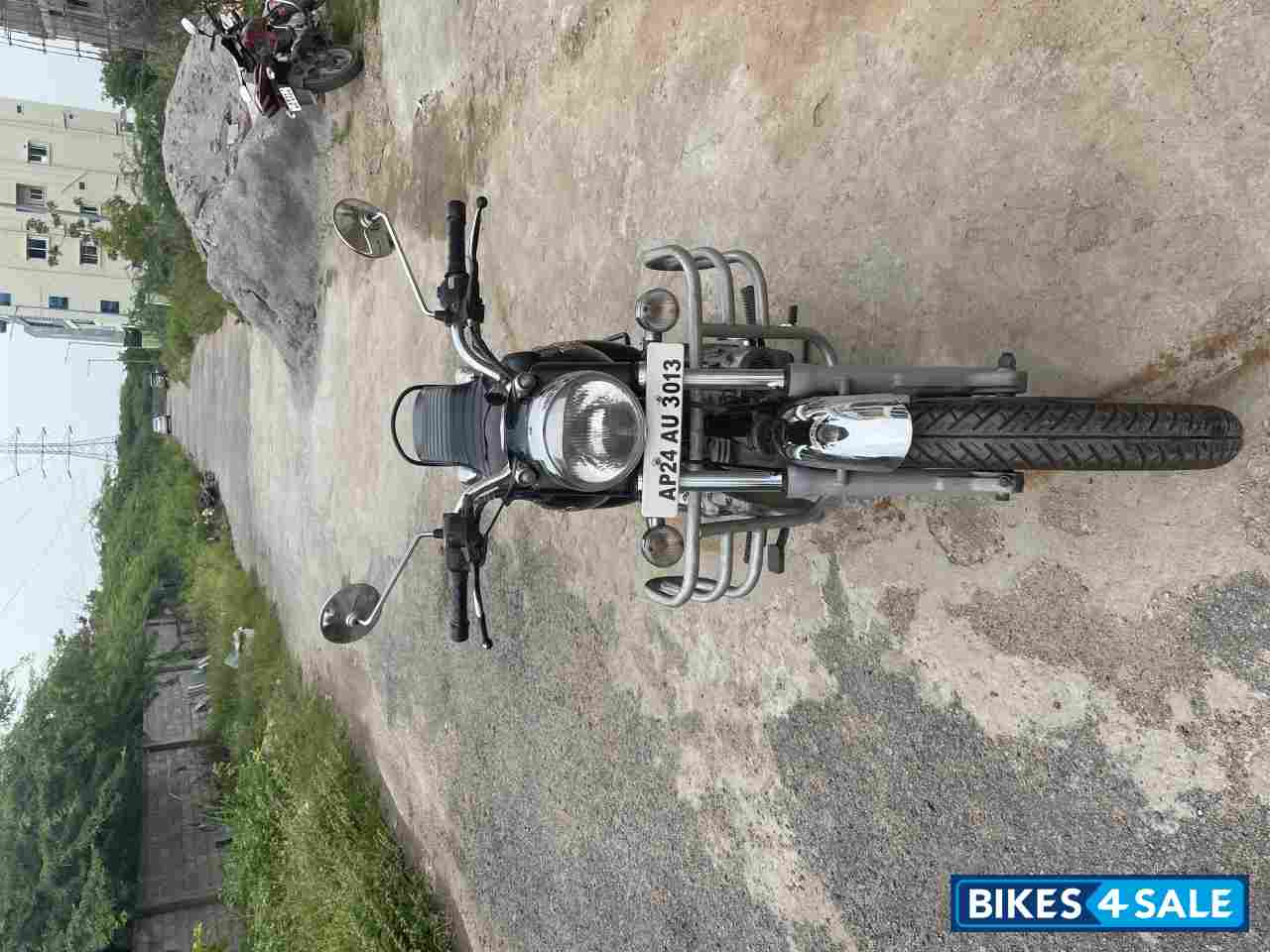 Black Royal Enfield Bullet Electra Twinspark