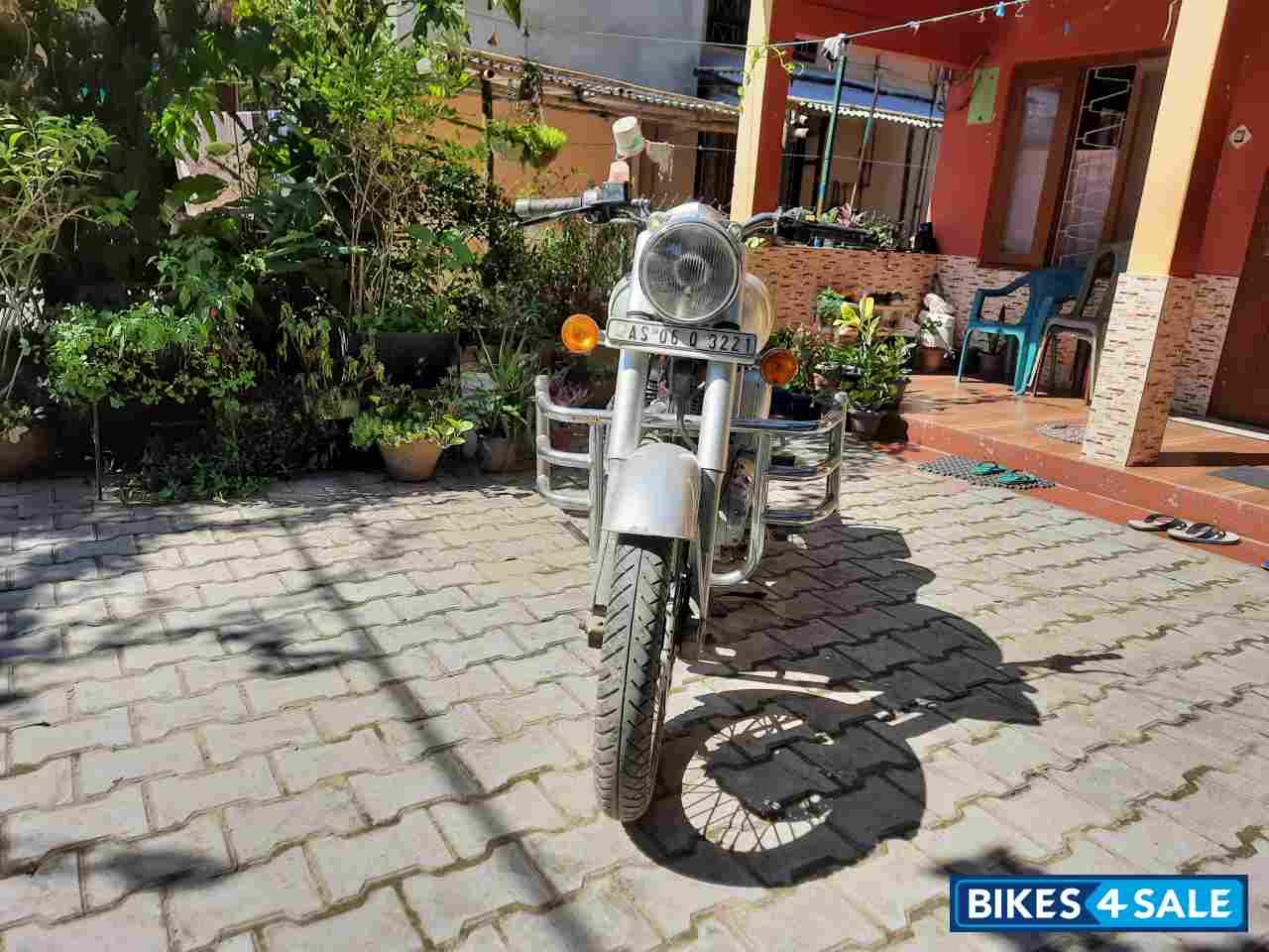 Silver Royal Enfield Classic 350