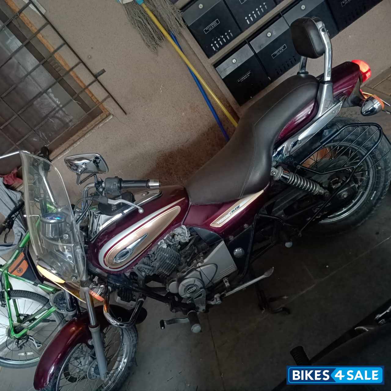 Bajaj Avenger Cruise 220